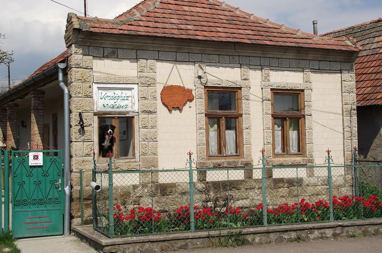 Hotel Bari Tanya Kisnána Zewnętrze zdjęcie